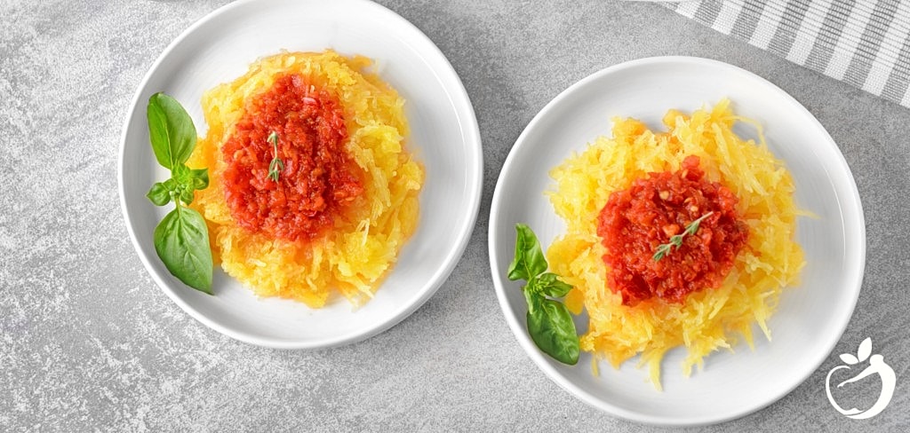 Spaghetti Squash Noodles with Vegetable Marinara and Basil
