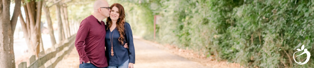 functional medicine doctors Dr. Scott and Dr. Ellen walking along a trail